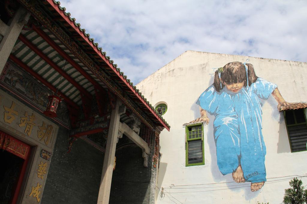 Moontree47 Motel George Town Ngoại thất bức ảnh
