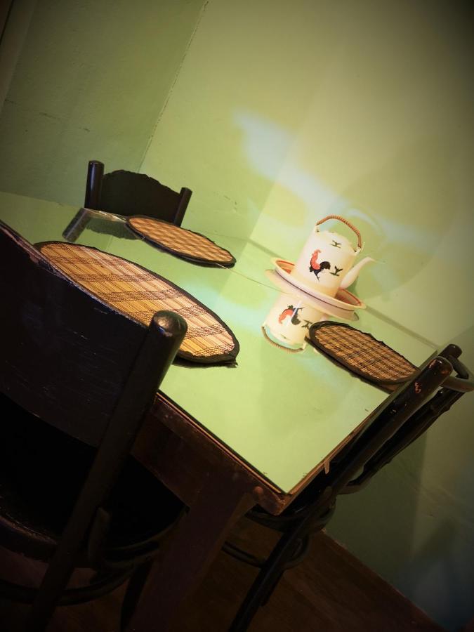 Moontree47 Motel George Town Ngoại thất bức ảnh